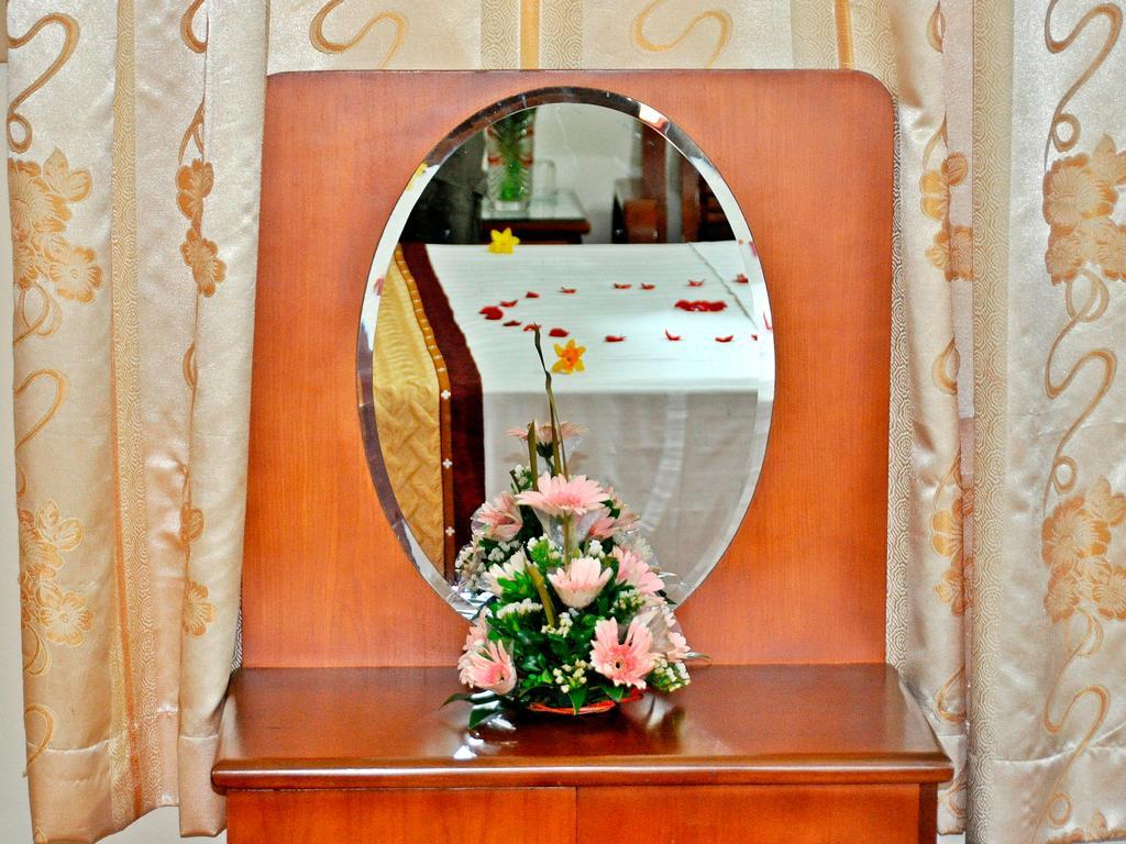 Grand Holiday Hotel 2 Hanoi Esterno foto