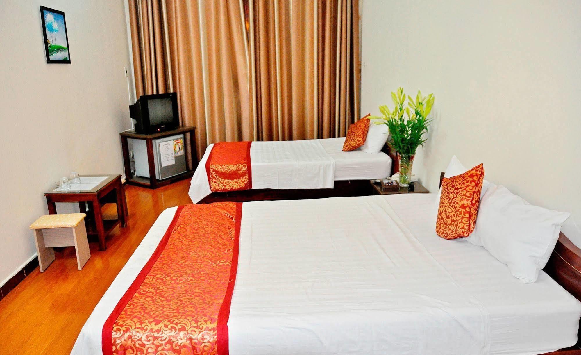 Grand Holiday Hotel 2 Hanoi Esterno foto